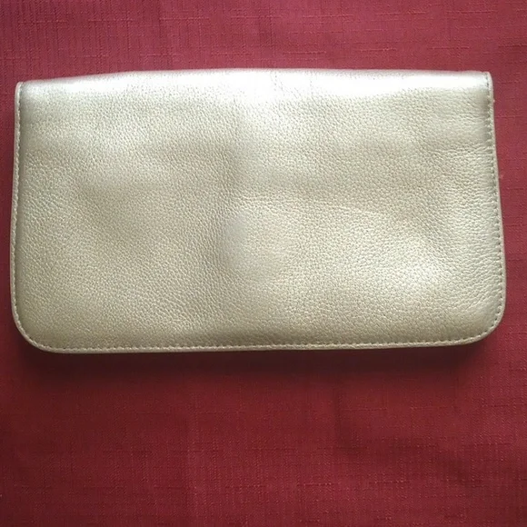 Tory Burch Gold Clutch..No Straps - Picture 4 of 11